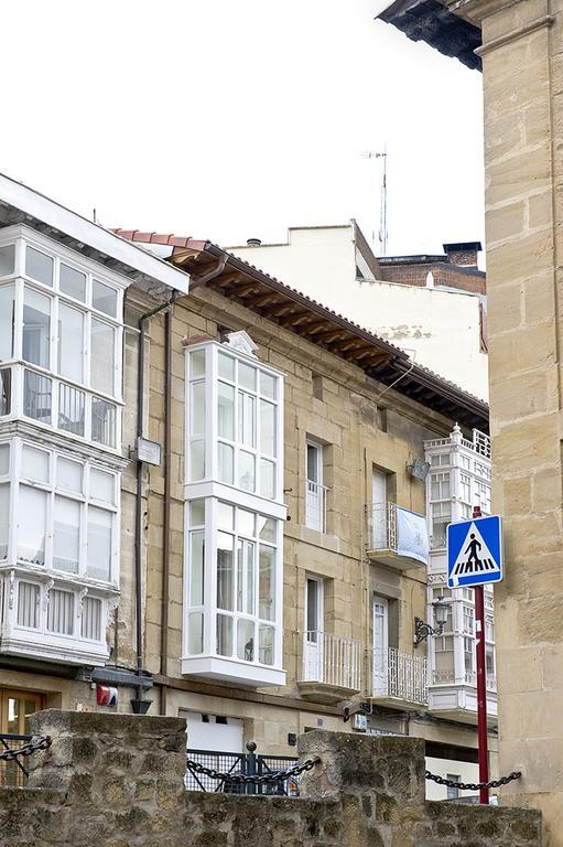 Apartamentos Turisticos Los Zapatos Morados Haro Ngoại thất bức ảnh